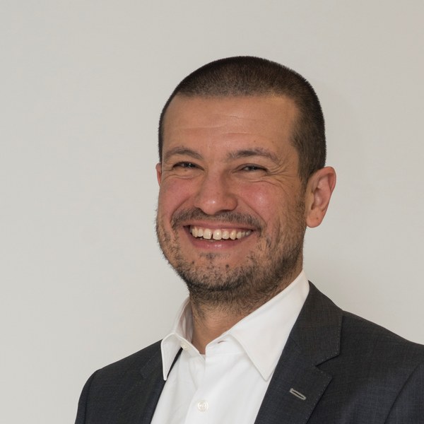 Roberto Alvarez